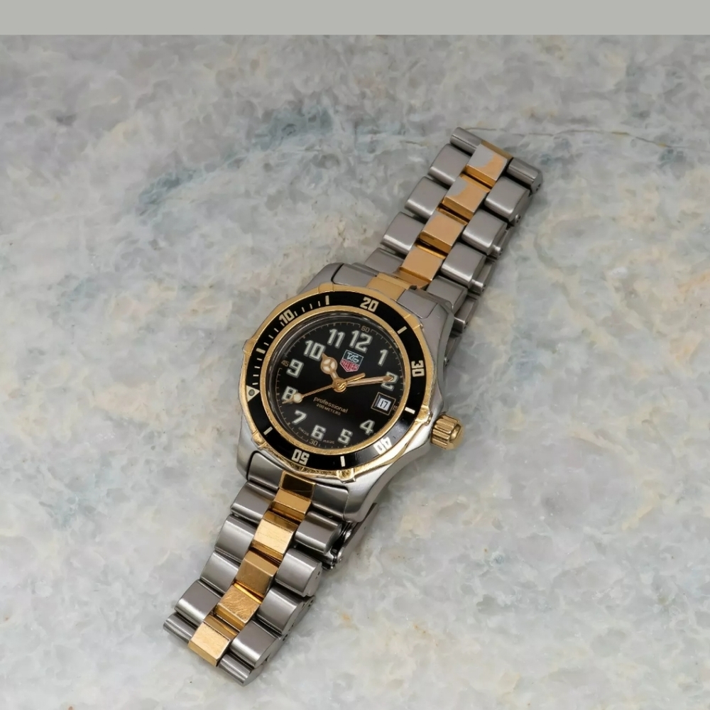 Women's Tag Heuer Series 2000
